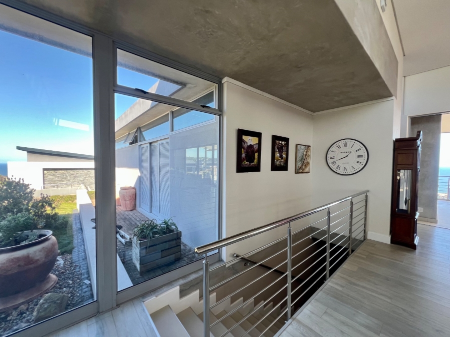 3 Bedroom Property for Sale in Oubaai Western Cape
